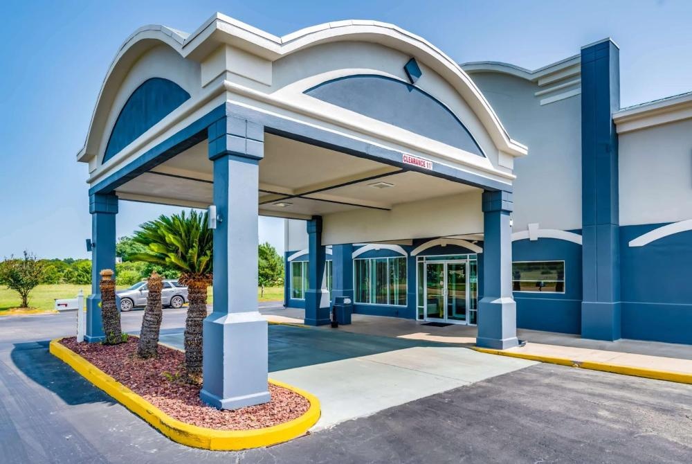 Days Inn by Wyndham Coliseum Montgomery AL Image 24
