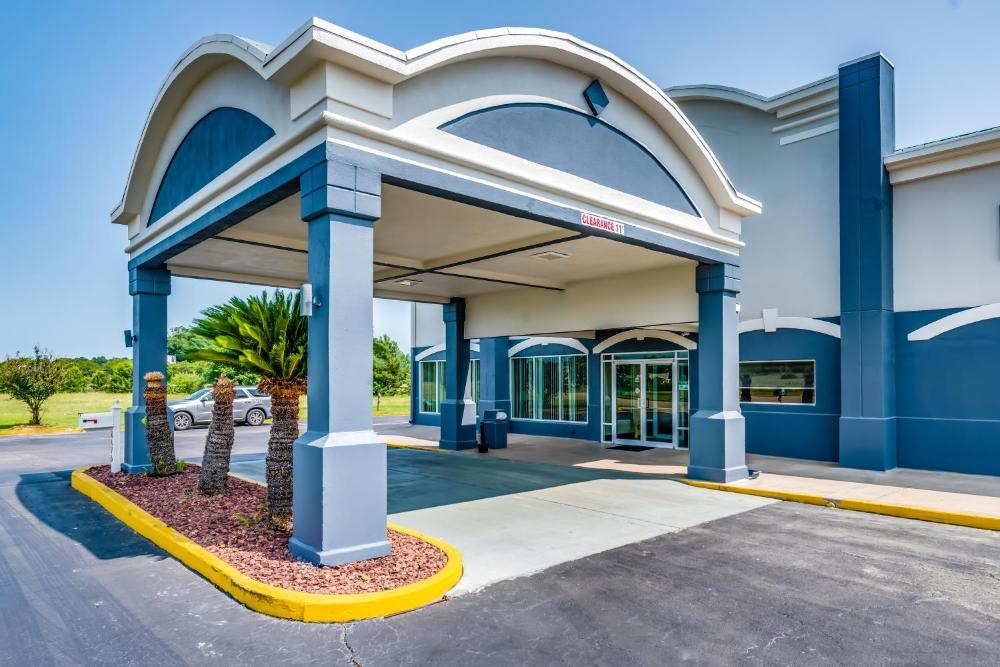 Days Inn by Wyndham Coliseum Montgomery AL Image 31
