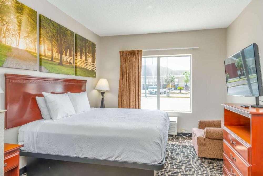 Days Inn by Wyndham Coliseum Montgomery AL Image 32