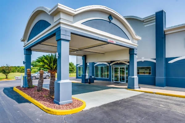 Days Inn by Wyndham Coliseum Montgomery AL image 31